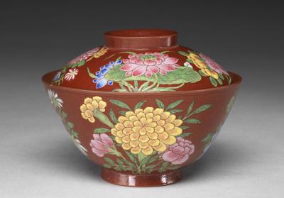 图片[2]-Yixing lidded bowl with four-seasons flower decoration in painted enamels, Qing dynasty, Kangxi reign (1662-1722)-China Archive